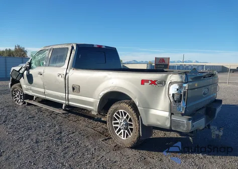 2019 Ford F-250 Lariat z USA, uszkodzony, nr VIN 1FT7W2BT2KEC80042